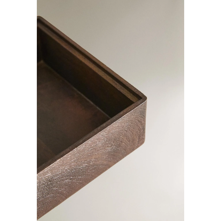 MEDIUM WOODEN BOX WITH LID