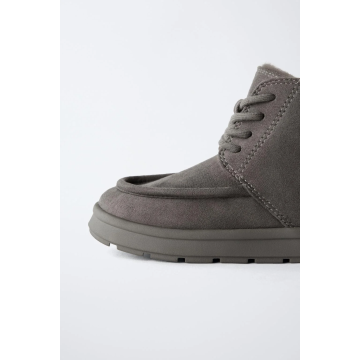 Ботинки на меху с линией шва