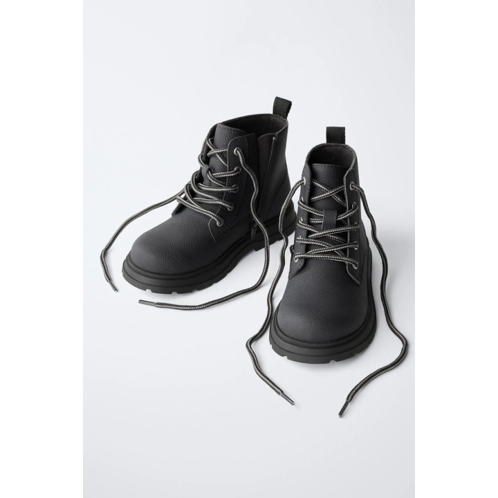 БОТИНКИ СО ШНУРОВКОЙ