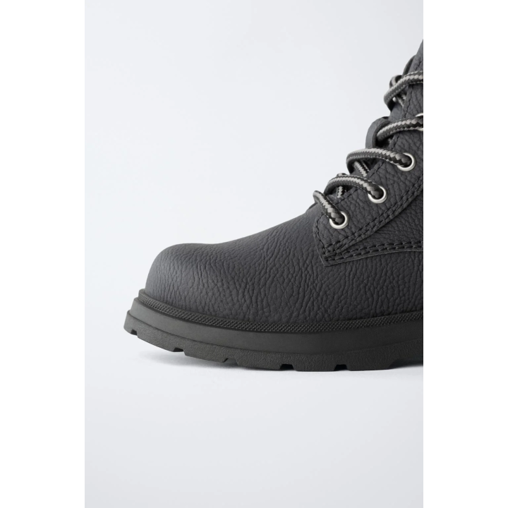 БОТИНКИ СО ШНУРОВКОЙ