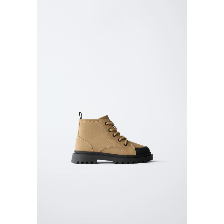 БОТИНКИ НА РИФЛЕНОЙ ПОДОШВЕ