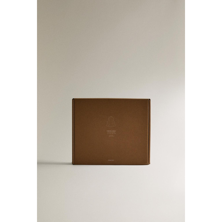 Лампа в виде дерева с абажуром из льна