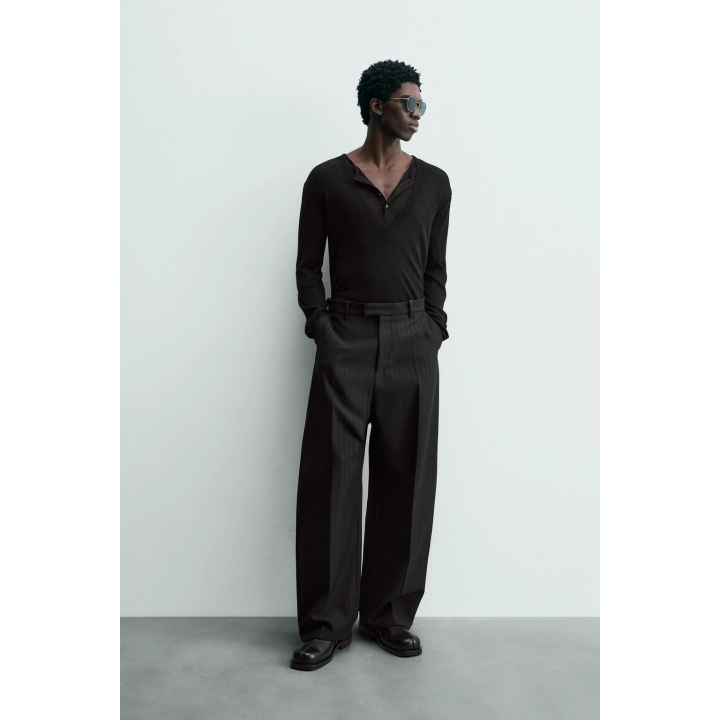 Джемпер из шерсти limited edition с v-образным вырезом