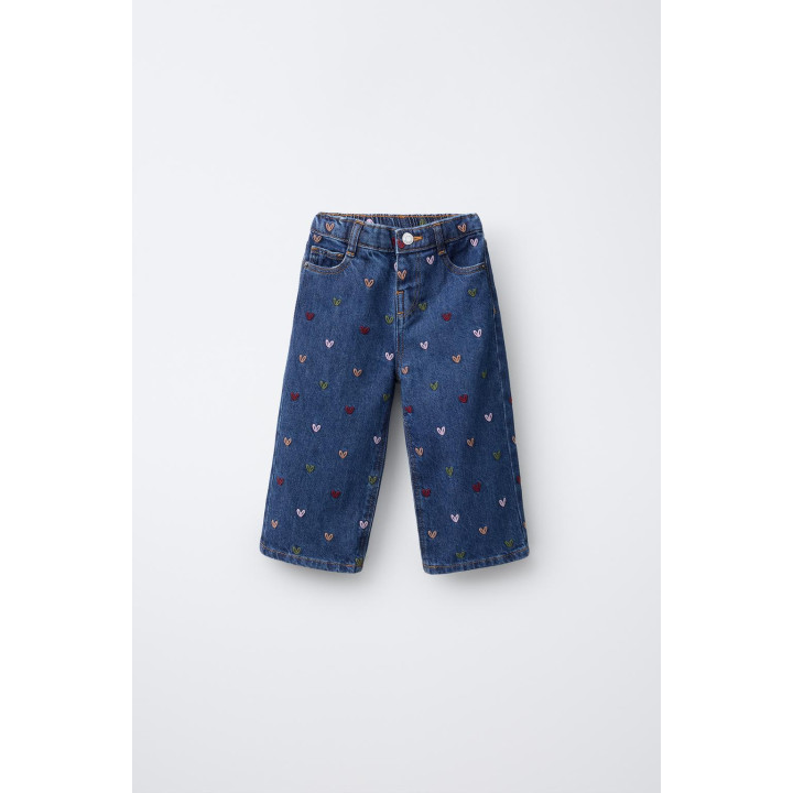 ДЖИНСЫ-КЮЛОТЫ С ВЫШИВКОЙ «СЕРДЕЧКИ»