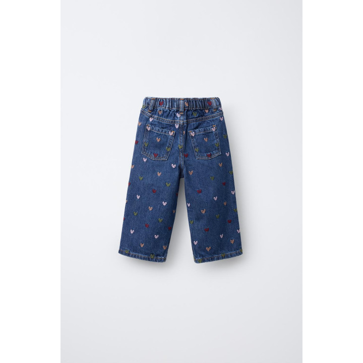 ДЖИНСЫ-КЮЛОТЫ С ВЫШИВКОЙ «СЕРДЕЧКИ»