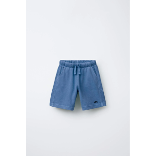 ШОРТЫ-БЕРМУДЫ ИЗ МЯГКОЙ ТКАНИ С ЛОГОТИПОМ И ДЕКОРАТИВНЫМИ ВСТАВКАМИ