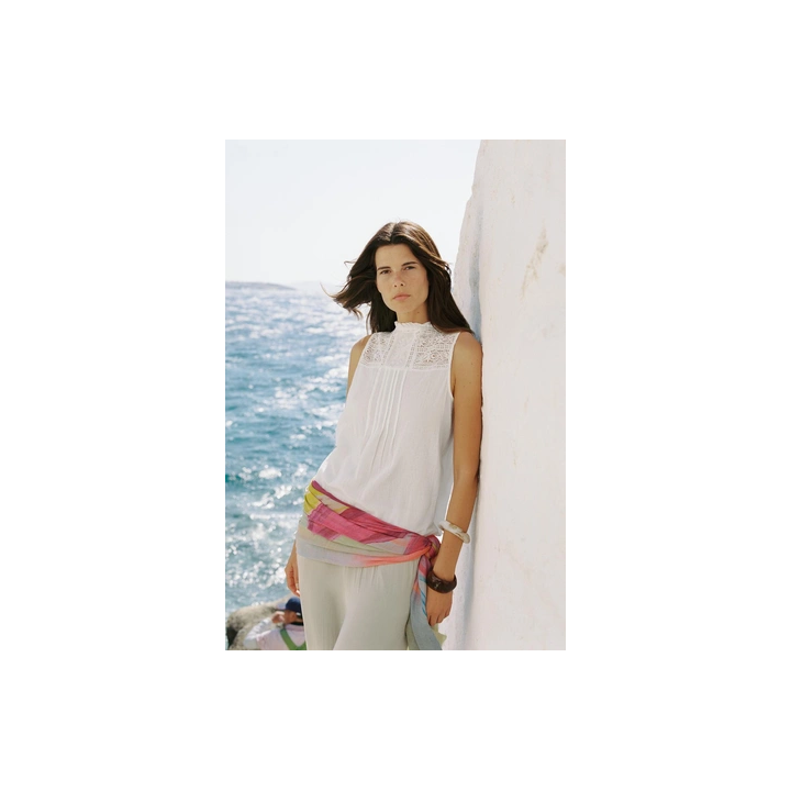 ТОП С ВЫШИВКОЙ И КРУЖЕВОМ