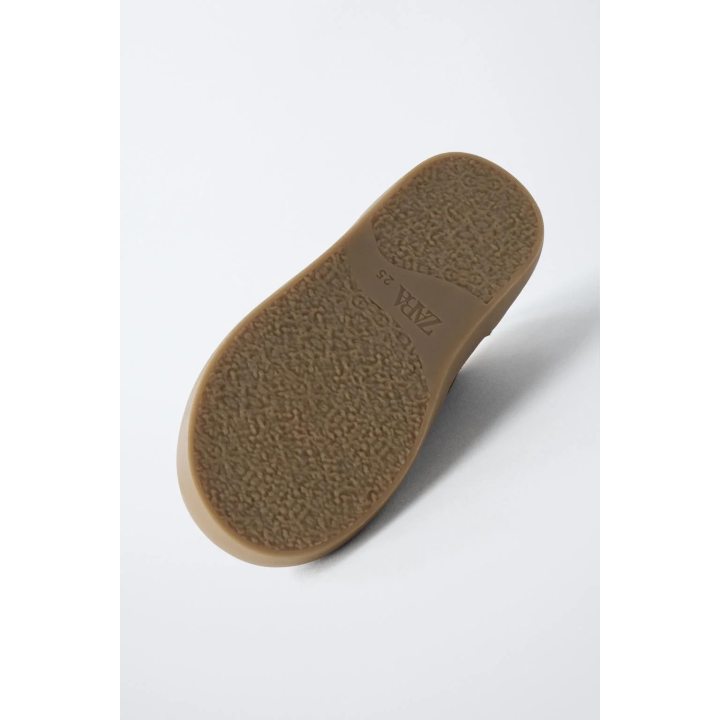 Кожаные кеды на высокой подошве