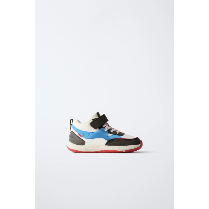 ВЫСОКИЕ КРОССОВКИ ИЗ РАЗНЫХ МАТЕРИАЛОВ