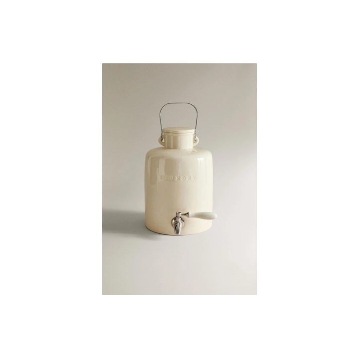 LAUNDRY DETERGENT DISPENSER