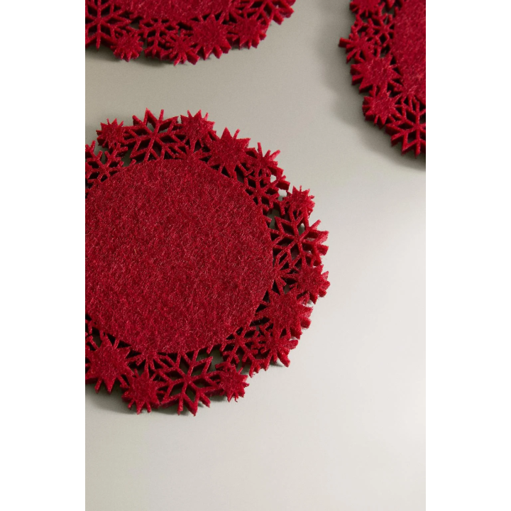 Набор рождественских подставок из фетра в виде снежинок (набор из 6 штук)