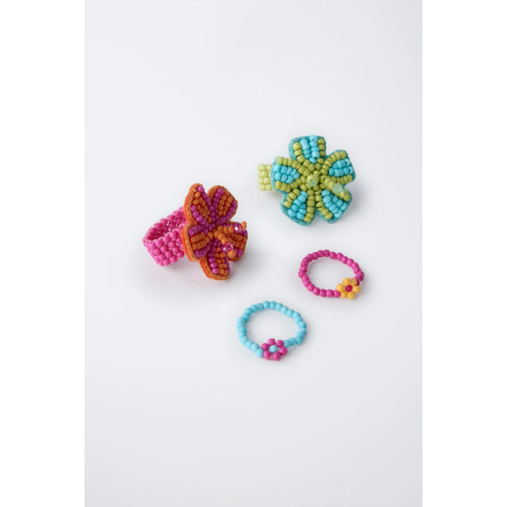 НАБОР ИЗ ЧЕТЫРЕХ КОЛЕЦ С БИСЕРОМ И ЦВЕТАМИ