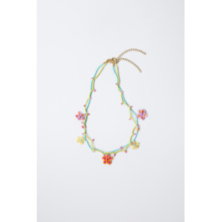 PACK OF TWO NECKLACES WITH FLOWER BEADS