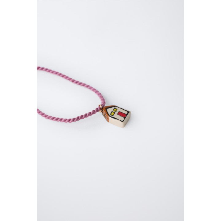 ОЖЕРЕЛЬЕ-ШНУРОК С КЕРАМИЧЕСКИМ ДОМИКОМ