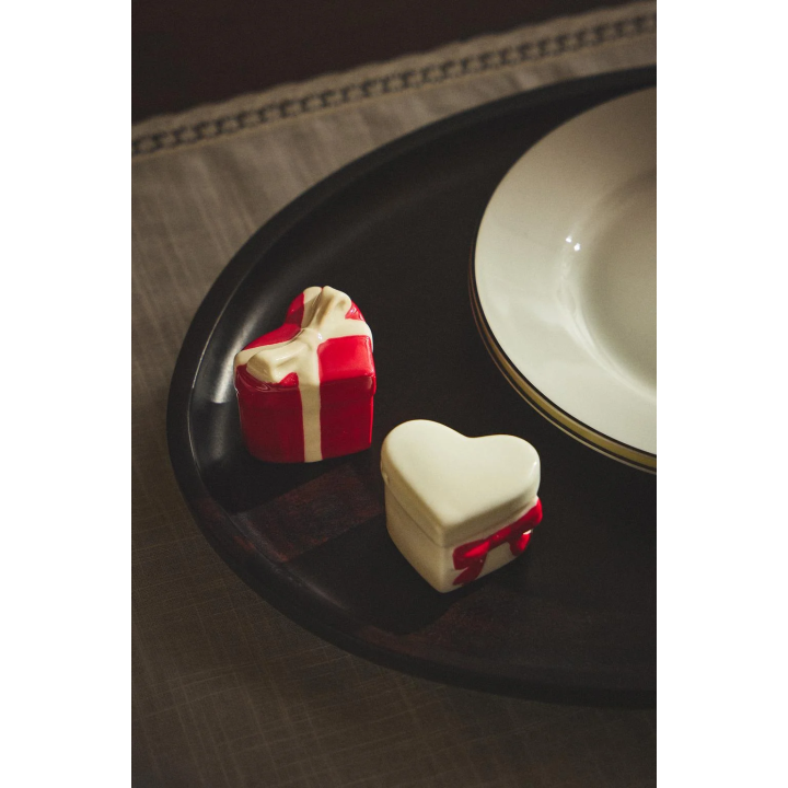 Набор солонка и перечница "рождественский подарок"