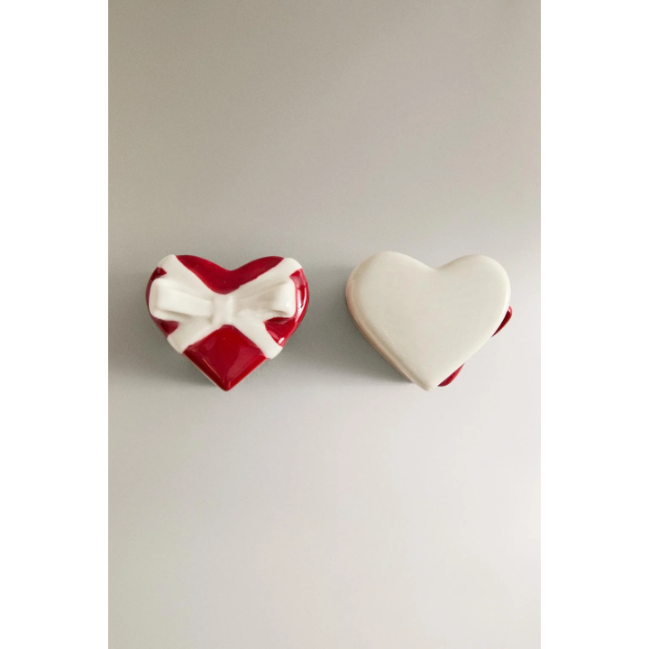 Набор солонка и перечница "рождественский подарок"