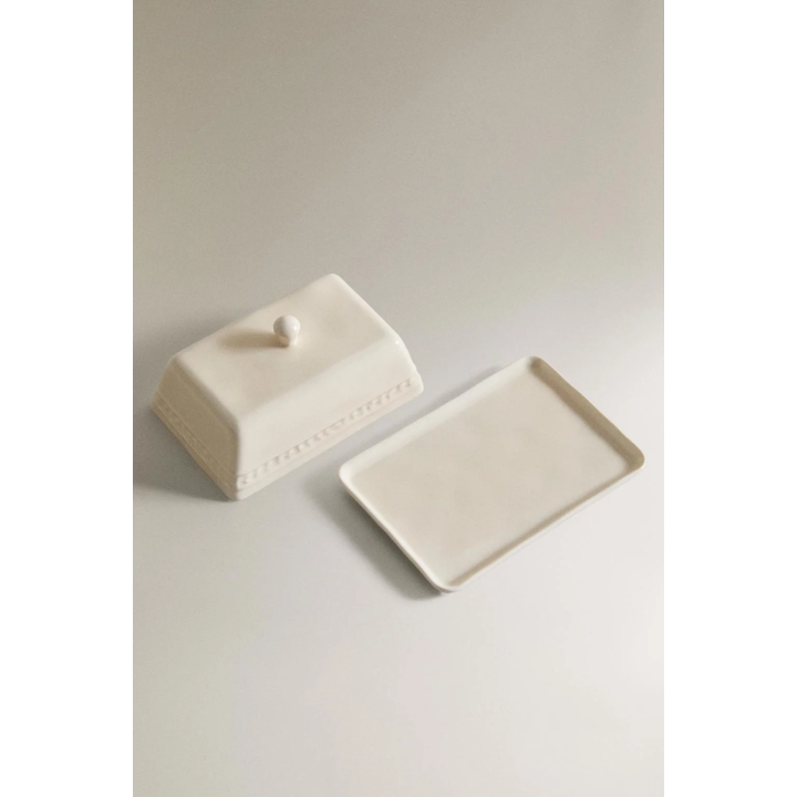 RAISED STONEWARE BUTTER DISH