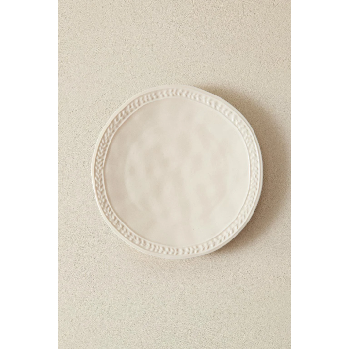 STONEWARE DESSERT PLATE WITH RAISED DESIGN