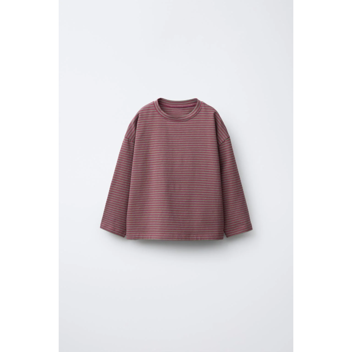 ФУТБОЛКА С ПОЛОСАТЫМ ПРИНТОМ