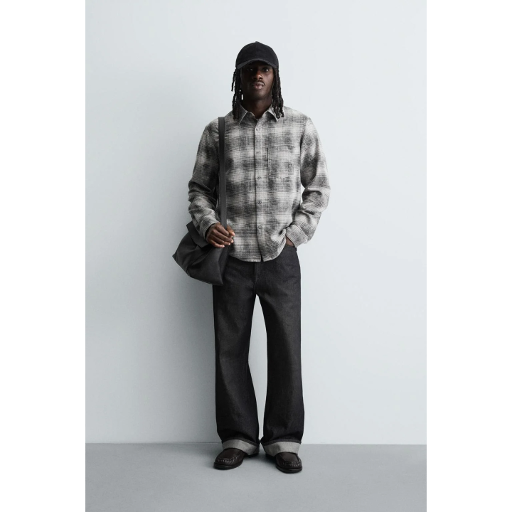 Рубашка в клетку свободного кроя