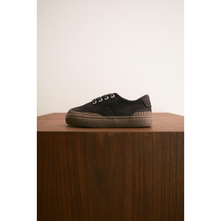 КОЖАНЫЕ КРОССОВКИ