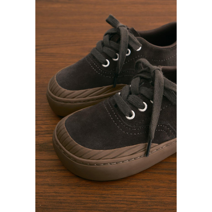 КОЖАНЫЕ КРОССОВКИ