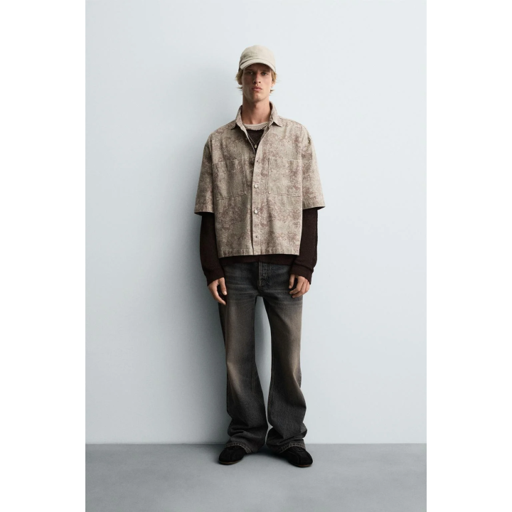 РУБАШКА RELAXED FIT С АБСТРАКТНЫМ ПРИНТОМ