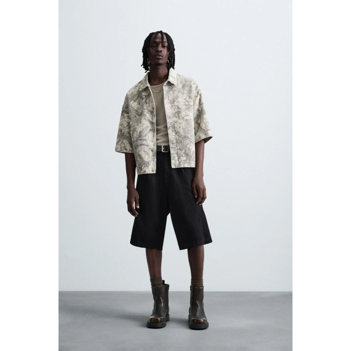 КУРТКА-РУБАШКА С АБСТРАКТНЫМ ПРИНТОМ И ЭФФЕКТОМ ПОТЕРТОСТИ