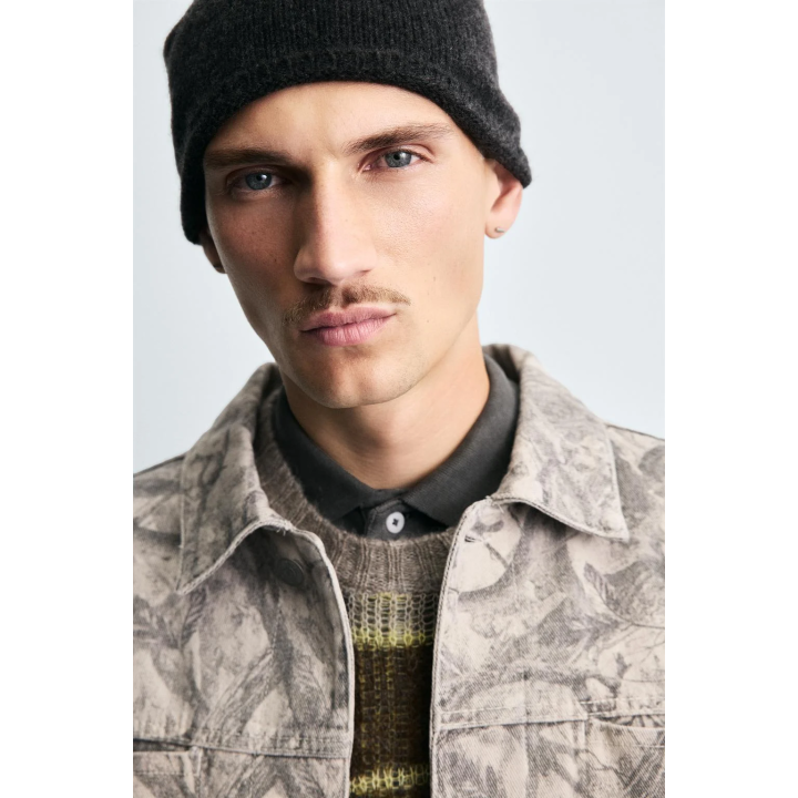 Куртка с листьями