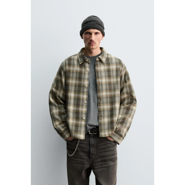 Рубашка в клетку свободного кроя