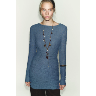 МИНИ-ПЛАТЬЕ СО СБОРКАМИ И ФАКТУРНОЙ ТКАНИ