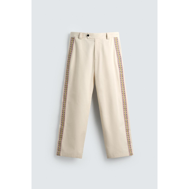 БРЮКИ С ВЫШИТЫМИ ЛАМПАСАМИ