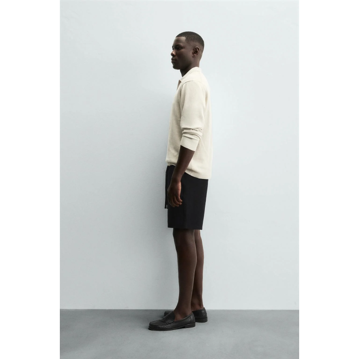 ШОРТЫ КОМФОРТНОЙ ПОСАДКИ ИЗ РЕЛЬЕФНОЙ ТКАНИ