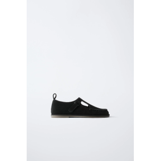 Туфли из кожи с застежкой на липучке