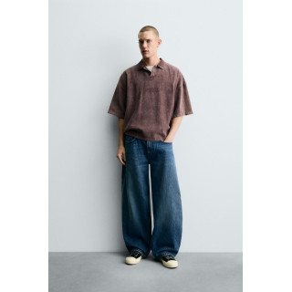 ПОЛО ИЗ РЕЛЬЕФНОЙ ТКАНИ С ЭФФЕКТОМ ПОТЕРТОСТИ