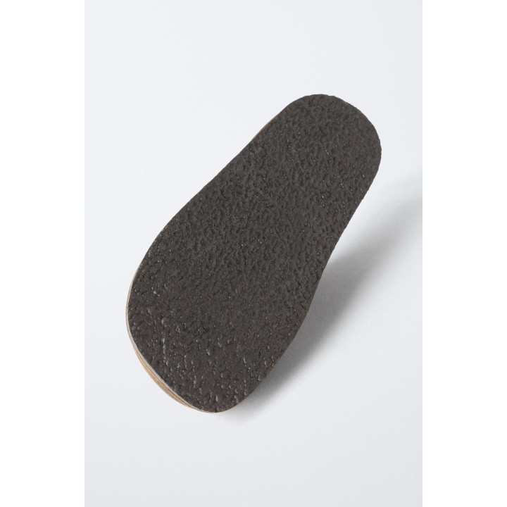 КОЖАНЫЕ ТУФЛИ С ПРЯЖКОЙ