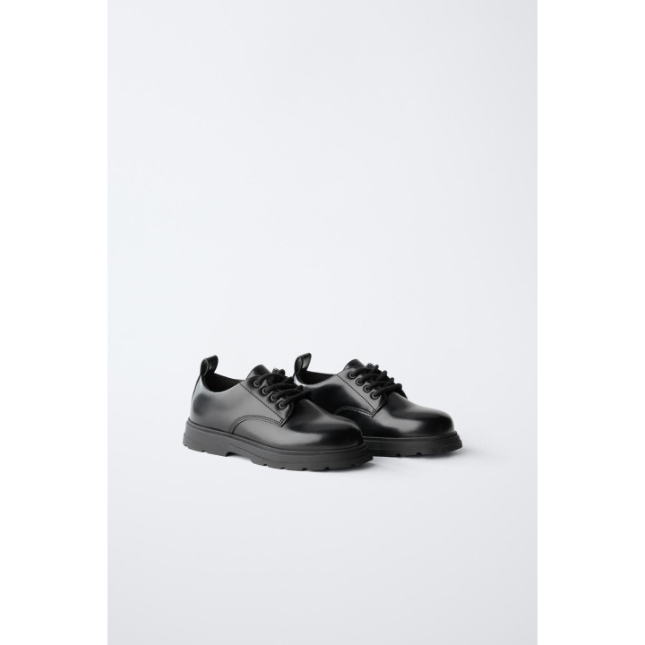 ТУФЛИ-ДЕРБИ НА РИФЛЕНОЙ ПОДОШВЕ