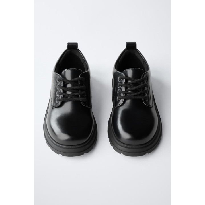 ТУФЛИ-ДЕРБИ НА РИФЛЕНОЙ ПОДОШВЕ