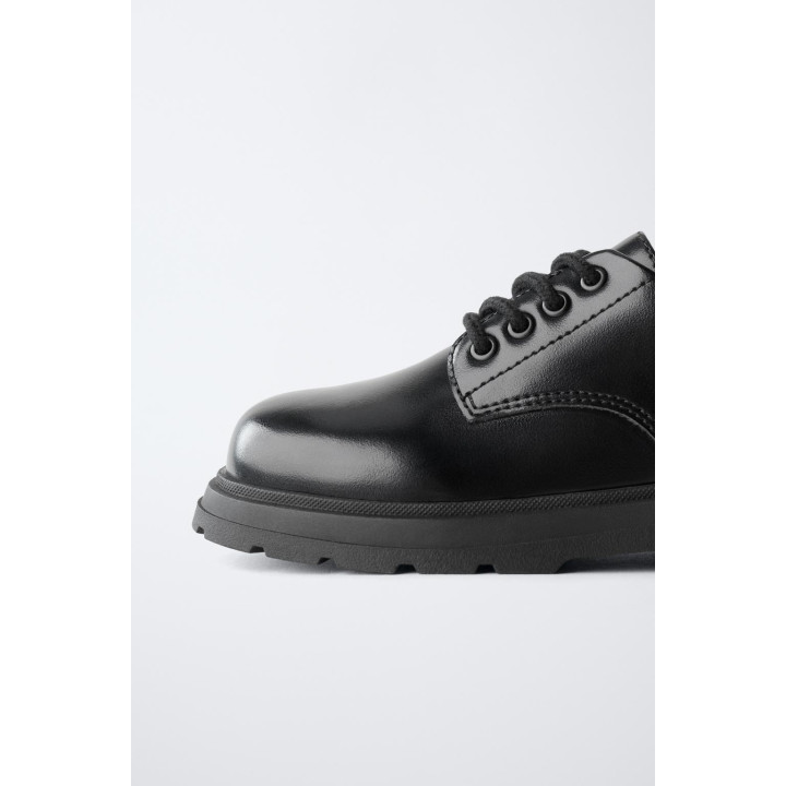 ТУФЛИ-ДЕРБИ НА РИФЛЕНОЙ ПОДОШВЕ