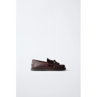 Лоферы с кисточкой из ограниченной коллекции из кожи