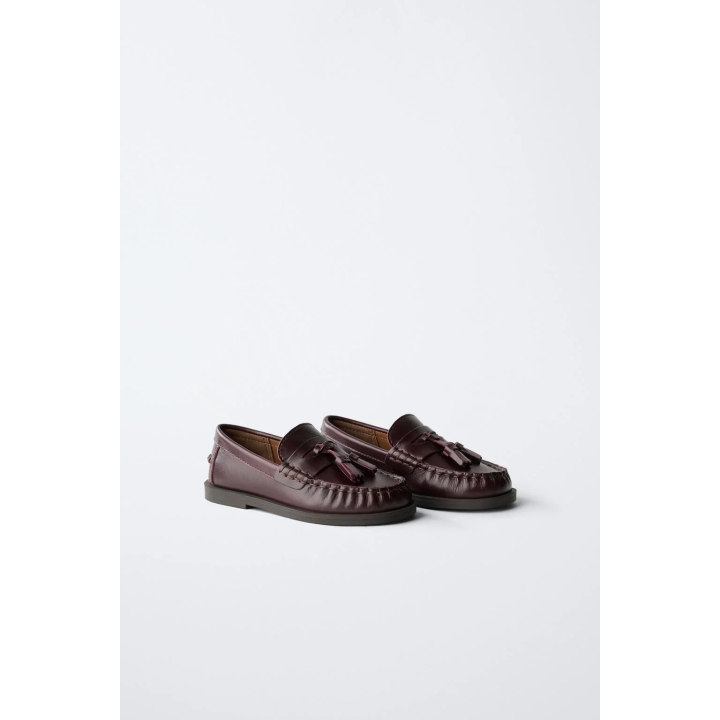 Лоферы с кисточкой из ограниченной коллекции из кожи