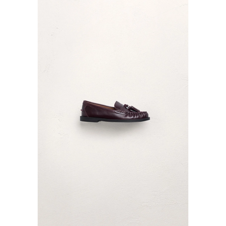 Лоферы с кисточкой из ограниченной коллекции из кожи