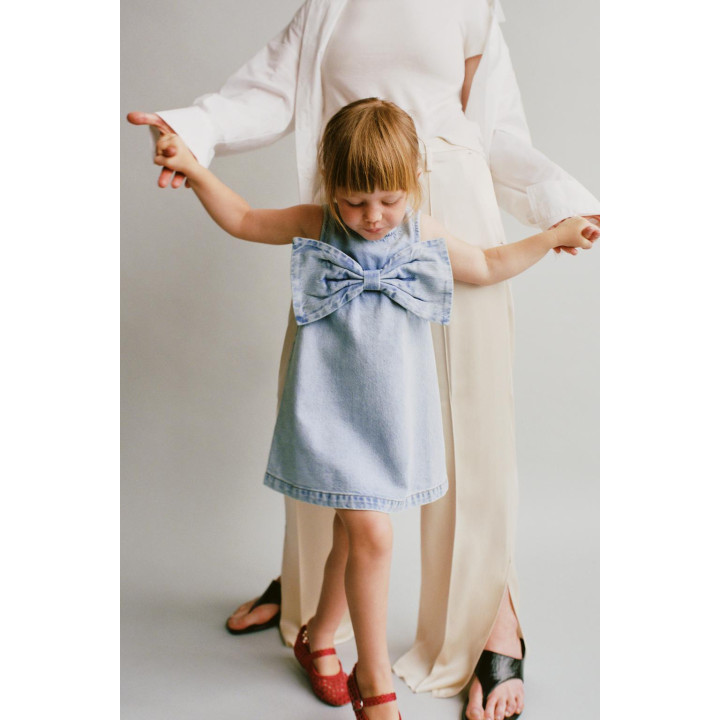 ДЖИНСОВОЕ ПЛАТЬЕ С БАНТОМ