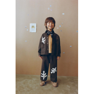 БРЮКИ С ЛИСТЬЯМИ-НАШИВКАМИ