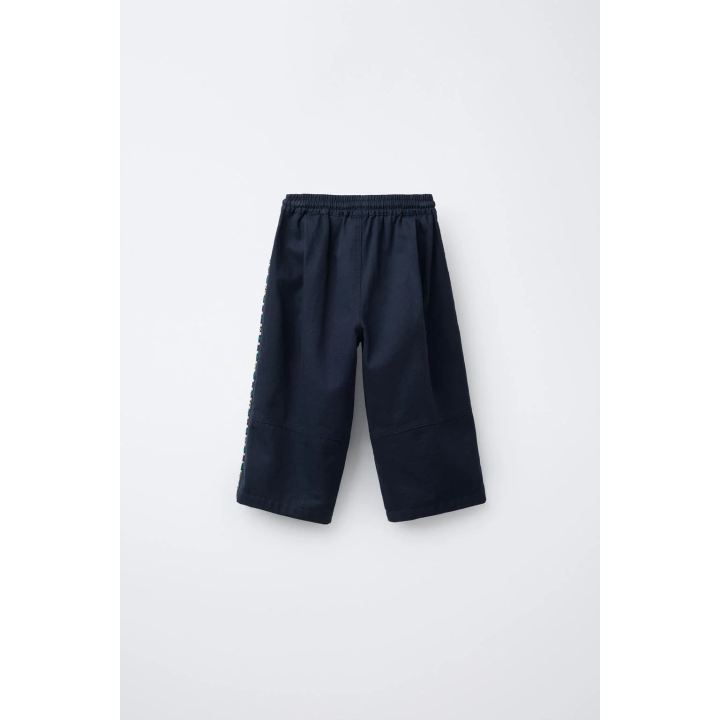 БРЮКИ-КЮЛОТЫ С БОКОВОЙ ВЫШИВКОЙ