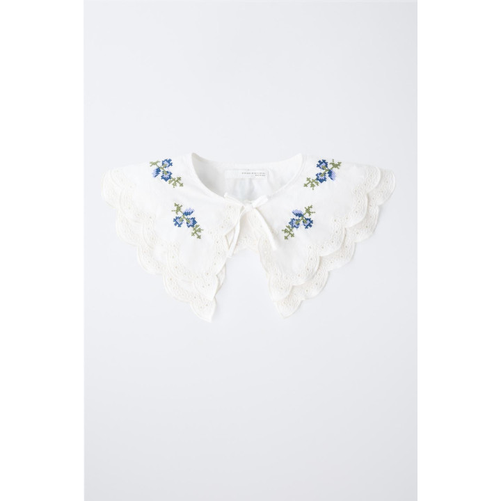 Воротник вышитый крестиком на пуговицах