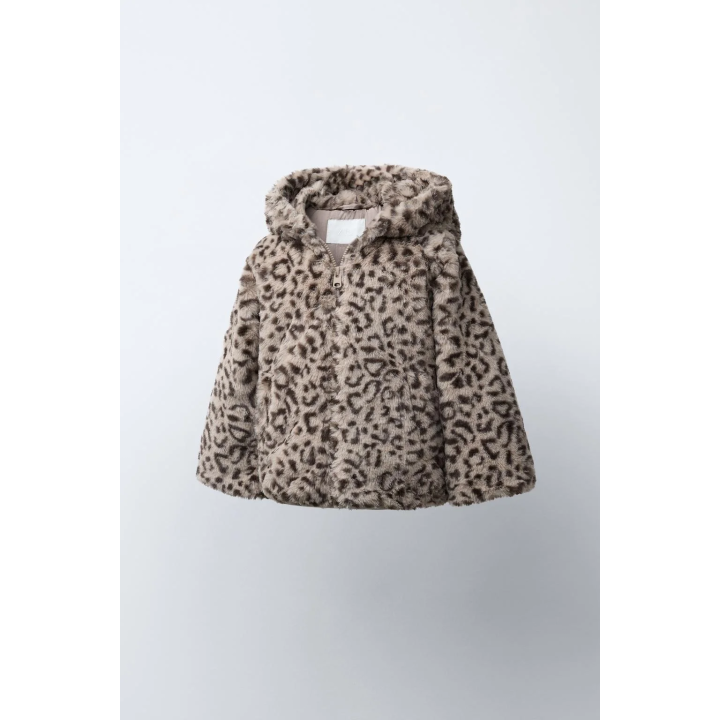 КУРТКА ИЗ ИСКУССТВЕННОГО МЕХА С АНИМАЛИСТИЧЕСКИМ ПРИНТОМ