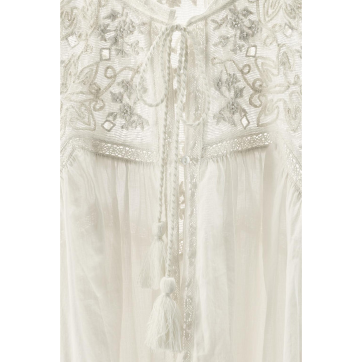 Топ limited edition с вышивкой кружевом