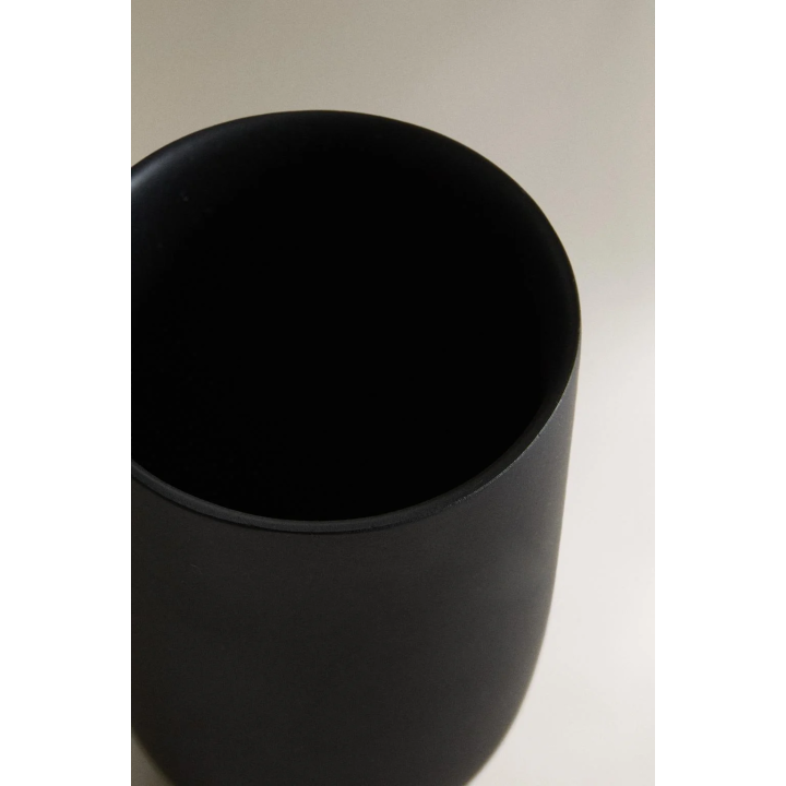 BLACK RESIN TOOTHBRUSH HOLDER