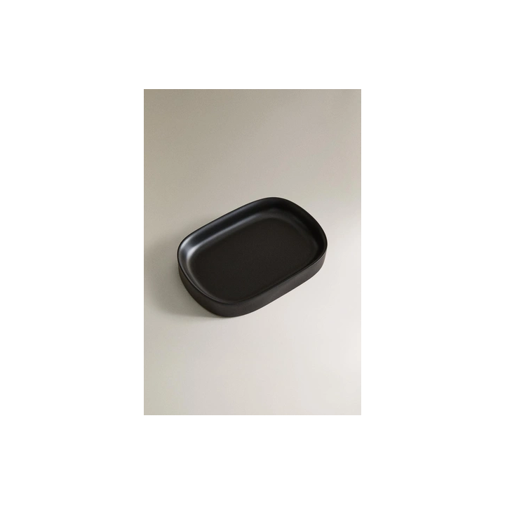 BLACK RESIN SOAP DISH